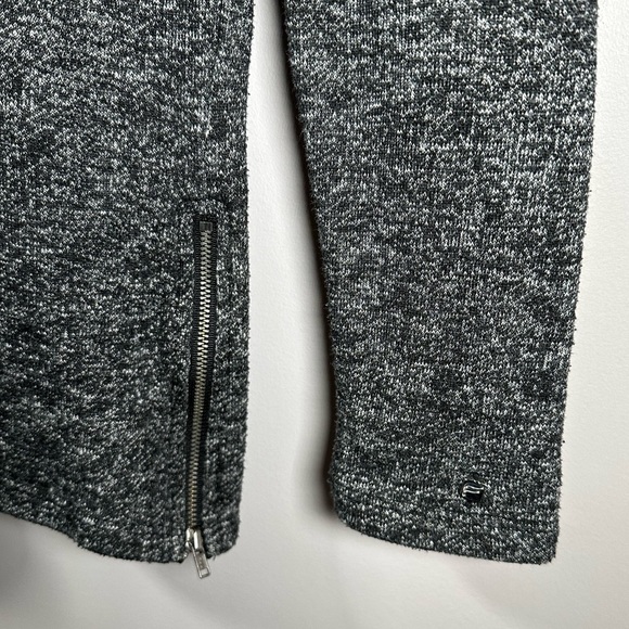 Fabletics Taj Pullover Sweatshirt Hoodie Marled Gray Black XS - Picture 7 of 8